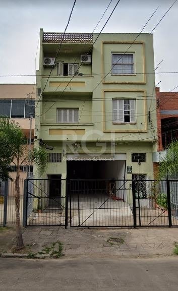 Apartamento com 108m², 3 dormitórios no bairro Floresta em Porto Alegre para Comprar