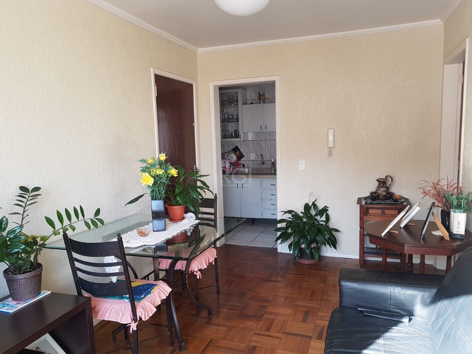 Apartamento com 64m², 2 dormitórios no bairro Santana em Porto Alegre para Comprar