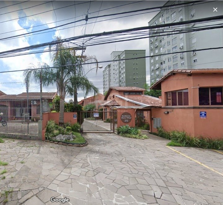Casa Condominio com 104m², 4 dormitórios, 1 suíte, 1 vaga no bairro Glória em Porto Alegre para Comprar