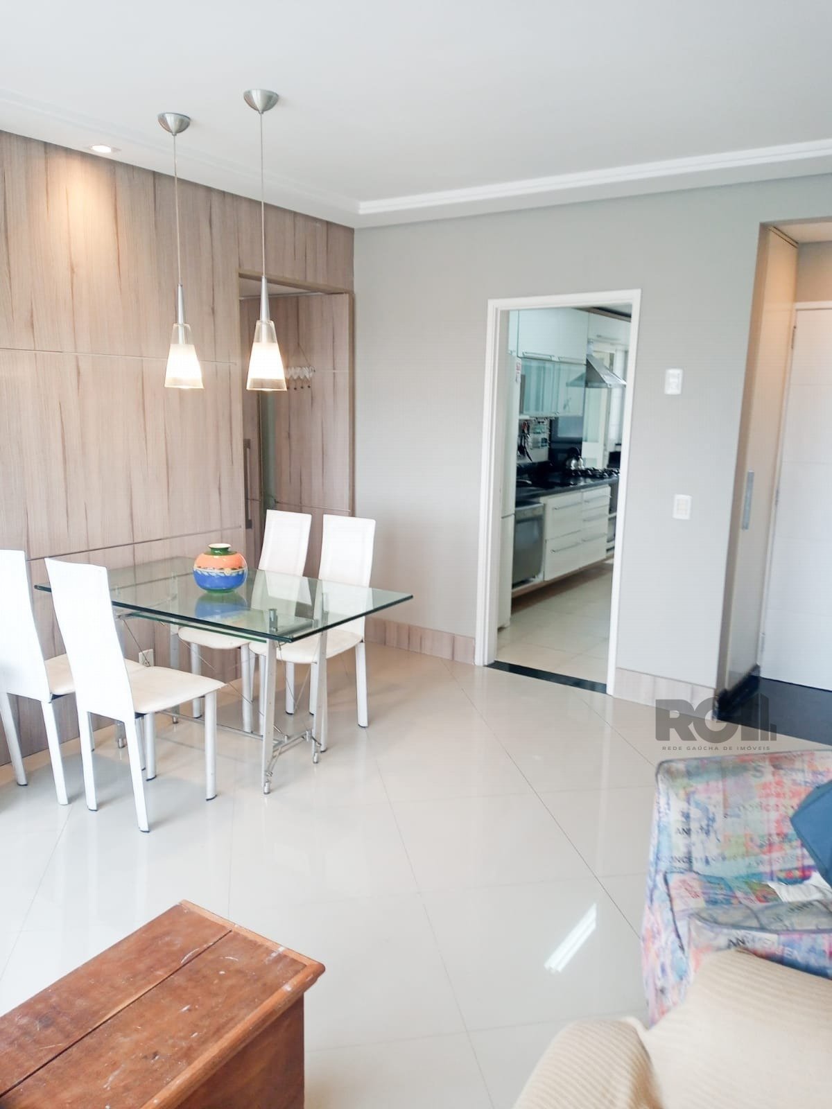 Apartamento com 96m², 3 dormitórios, 1 suíte no bairro Centro Histórico em Porto Alegre para Comprar