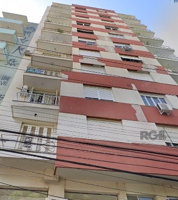 Apartamento com 80m², 3 dormitórios, 1 vaga no bairro Centro Histórico em Porto Alegre para Comprar