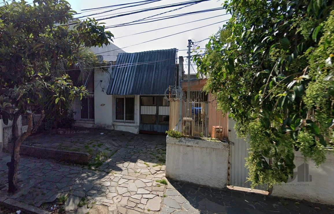 Terreno com 197m² no bairro Partenon em Porto Alegre para Comprar