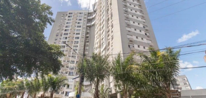Apartamento com 60m², 2 dormitórios, 1 suíte, 1 vaga no bairro Partenon em Porto Alegre para Comprar