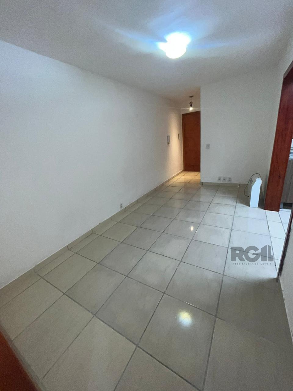 Apartamento com 40m², 1 dormitório, 1 suíte no bairro Partenon em Porto Alegre para Comprar