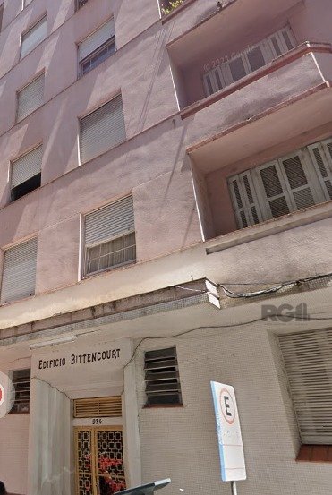 Apartamento à venda com 82m², 3 quartos no bairro Centro Histórico em Porto Alegre