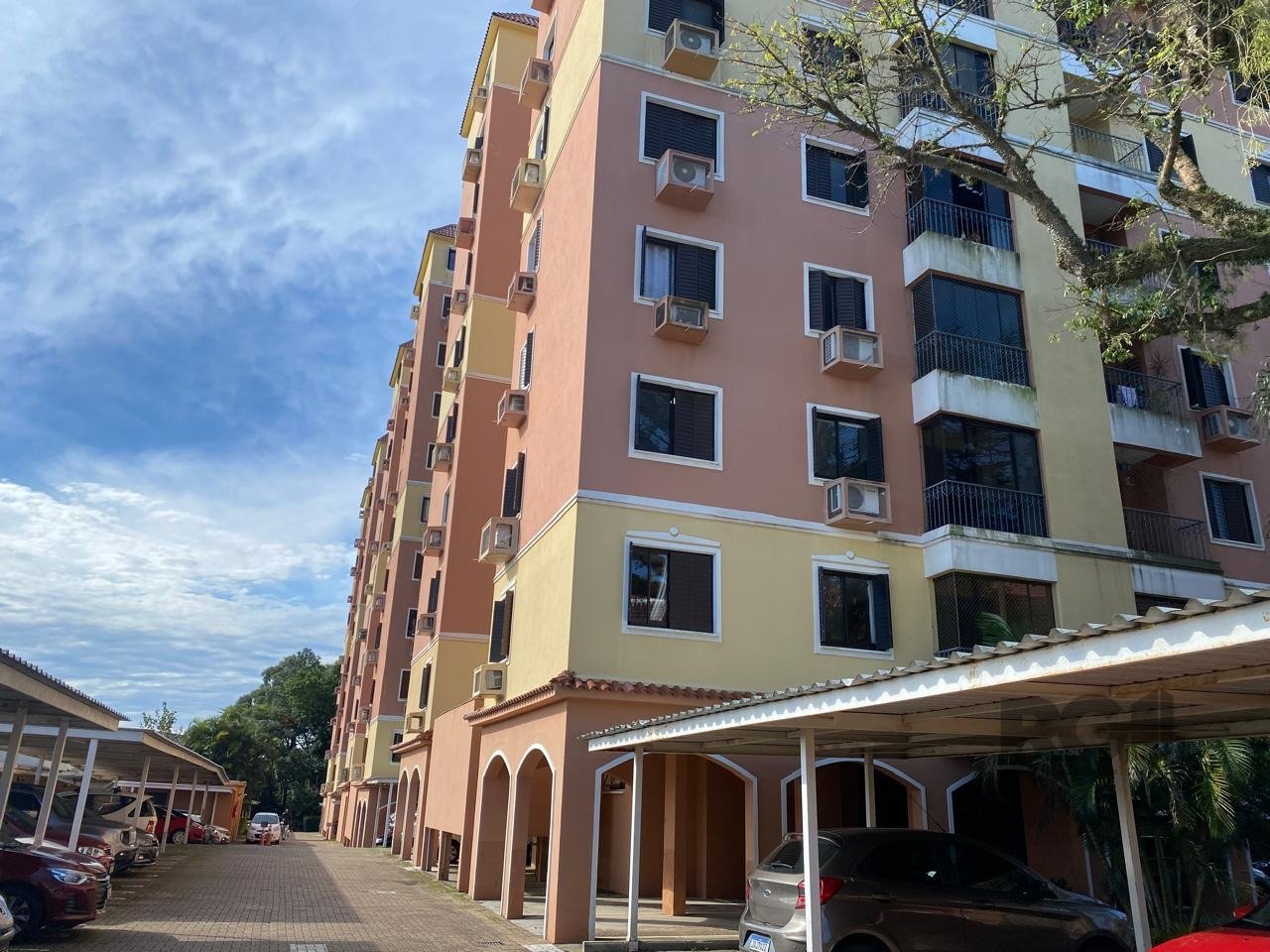 Apartamento de 3 dormitóios no bairro Teresopolis