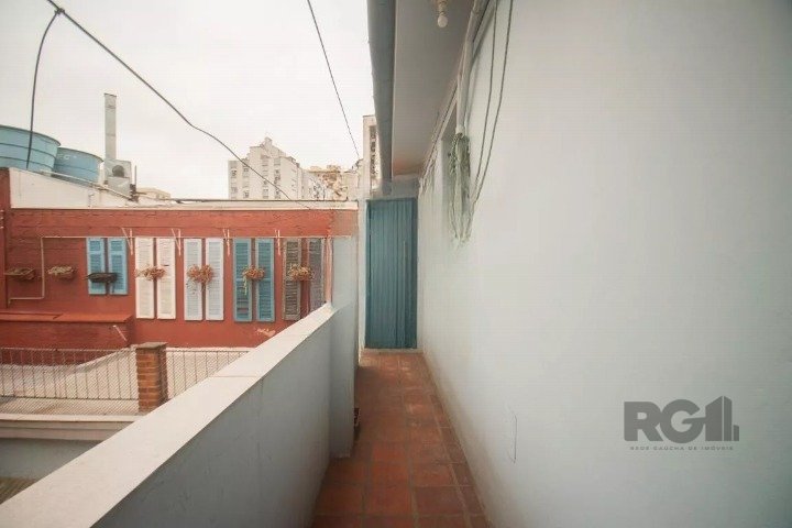 Sobrado 4 dormitórios