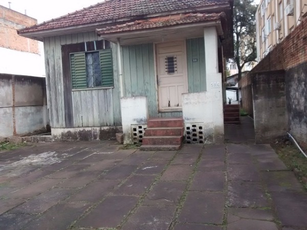 Terreno com 405m² no bairro Partenon em Porto Alegre para Comprar