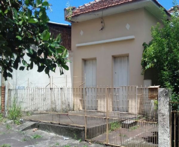 Casa para Venda - 250m², 3 dormitórios, Santo Antonio