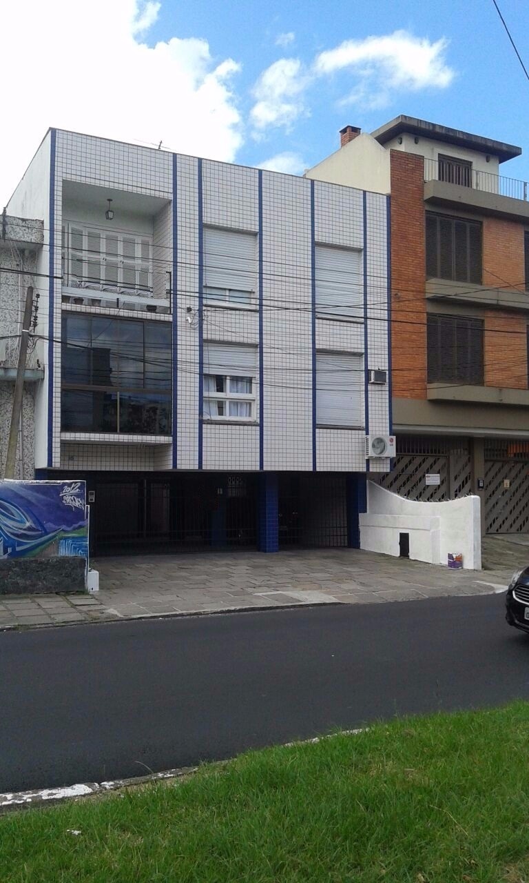 Apartamento com 72m², 2 dormitórios, 1 vaga no bairro Petrópolis em Porto Alegre para Comprar