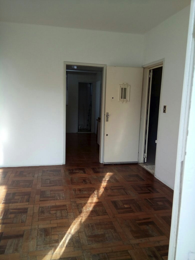 Apartamento com 59m², 2 dormitórios no bairro Cidade Baixa em Porto Alegre para Comprar