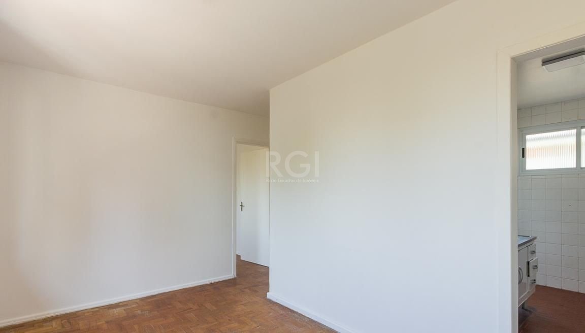 Apartamento com 60m², 2 dormitórios, 1 vaga no bairro Rio Branco em Porto Alegre para Comprar