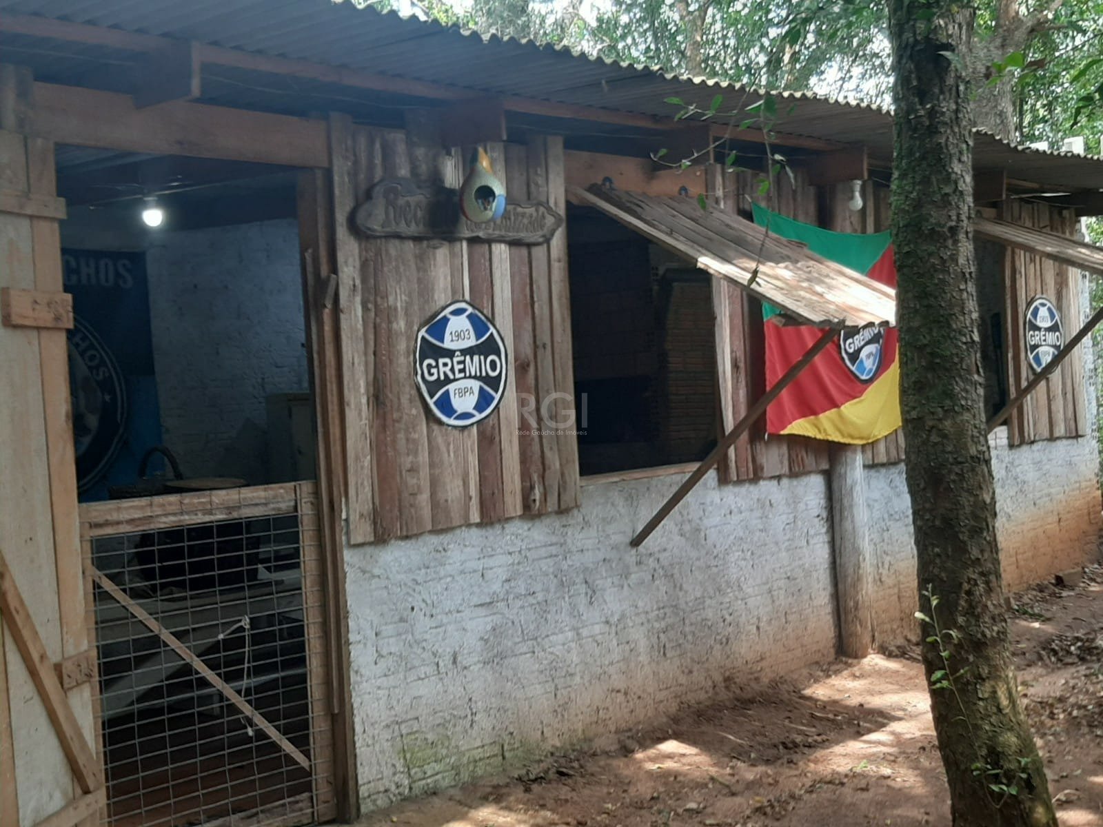 Sítio à venda com 2 quartos, 1799m² - Foto 23