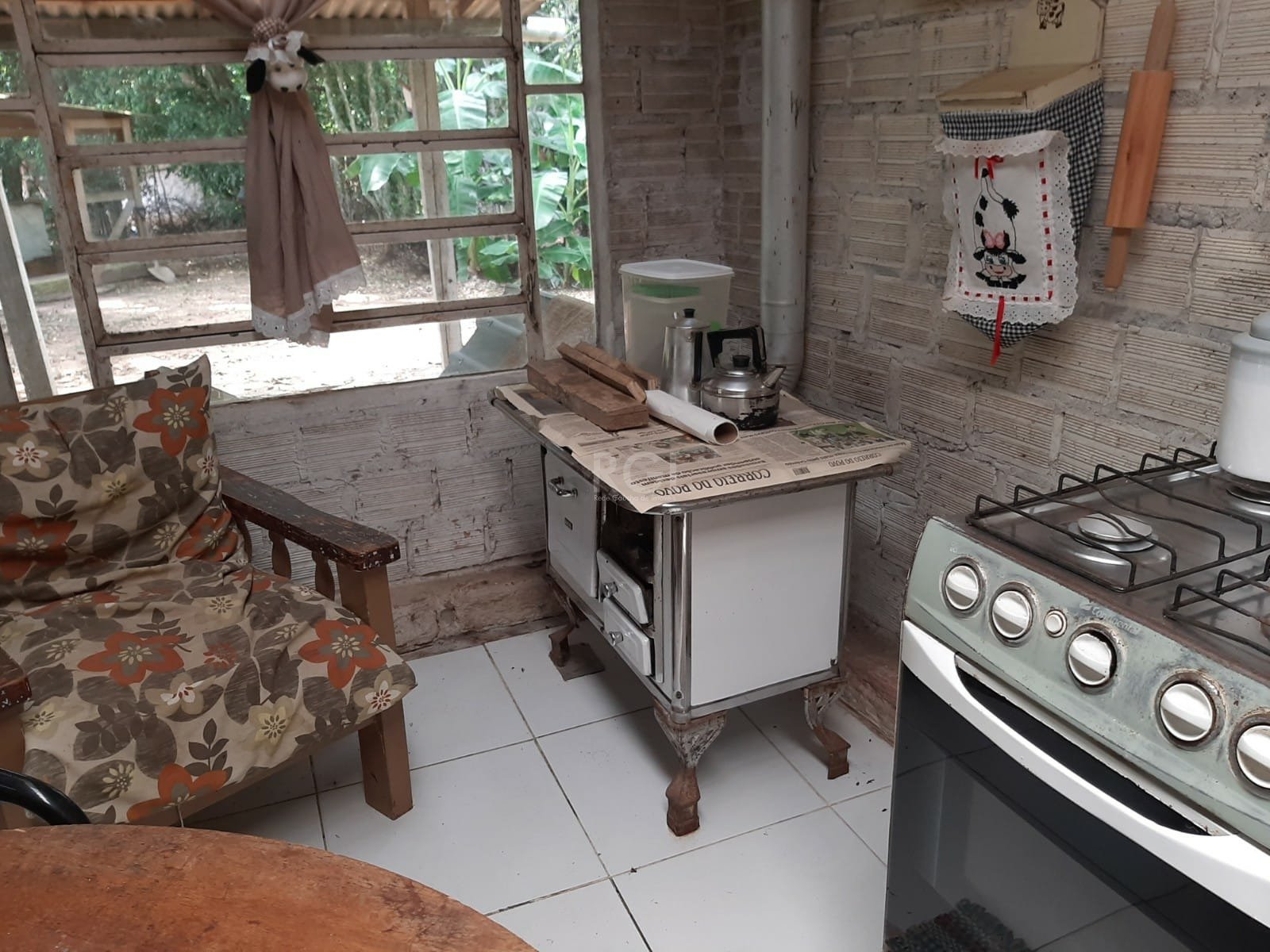 Sítio à venda com 2 quartos, 1799m² - Foto 11
