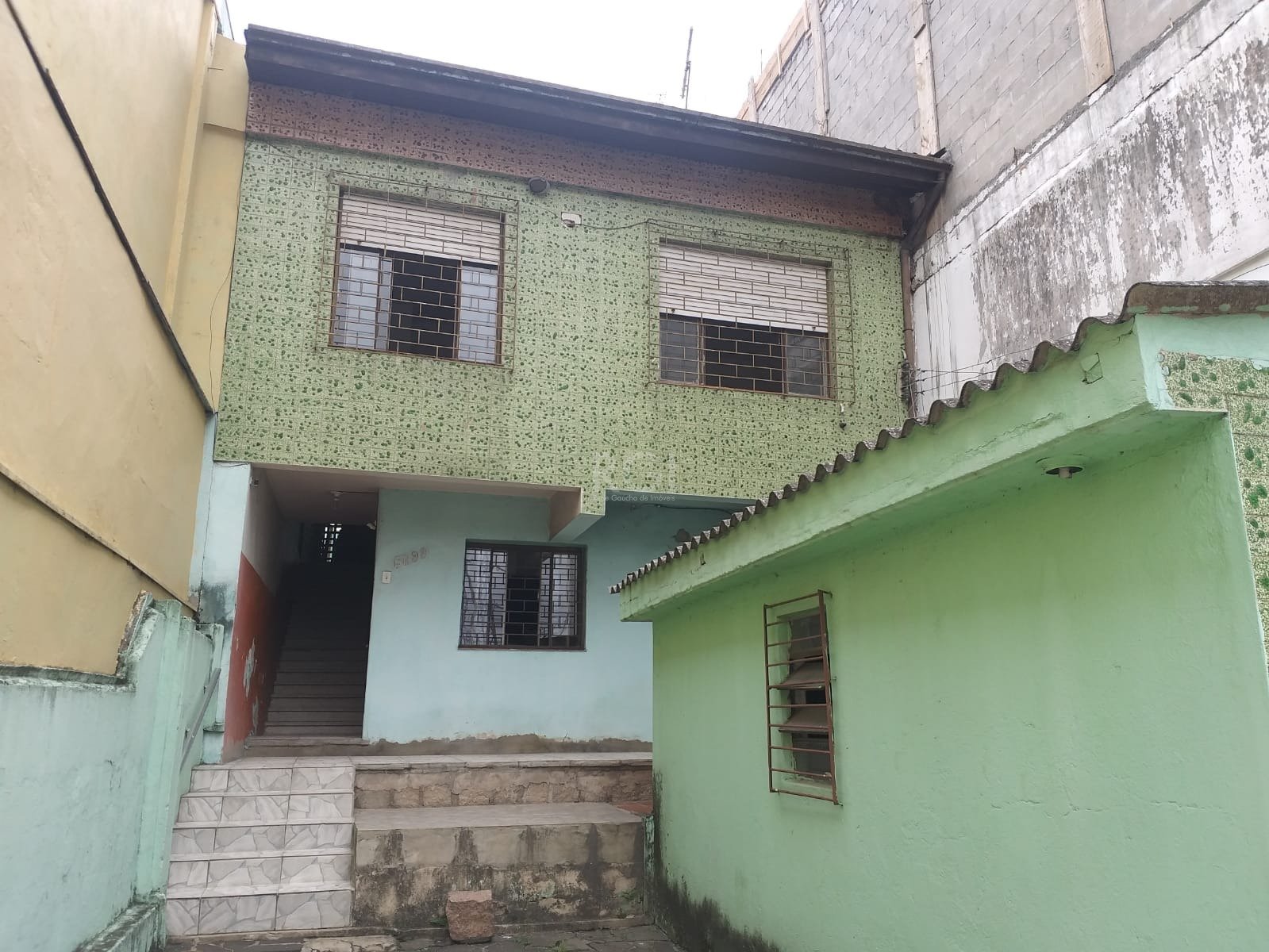 Casa à venda com 4 quartos, 135m² - Foto 2