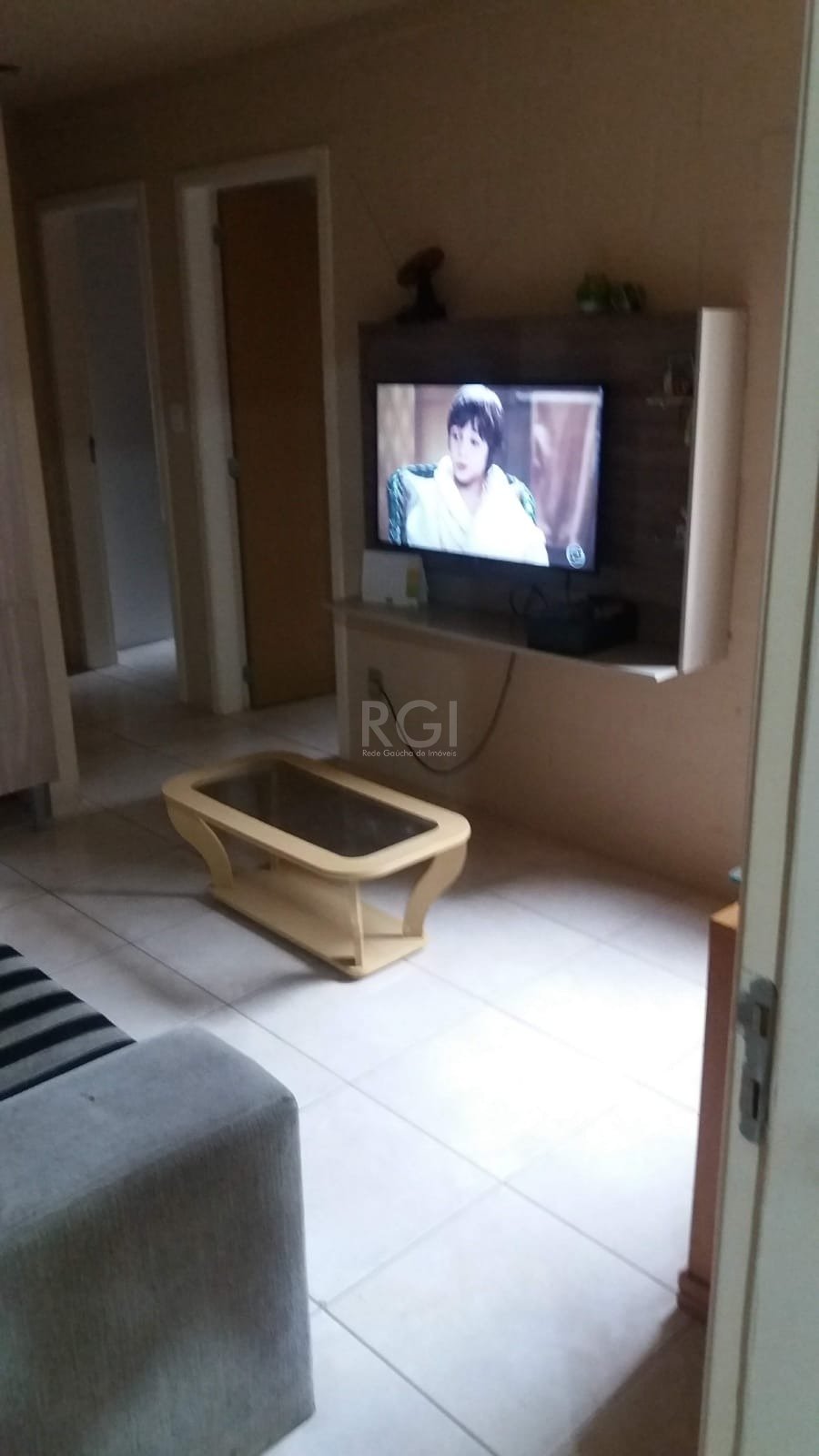 Apartamento para Venda - 38.38m², 2 dormitórios, 1 vaga - Lomba do Pinheiro