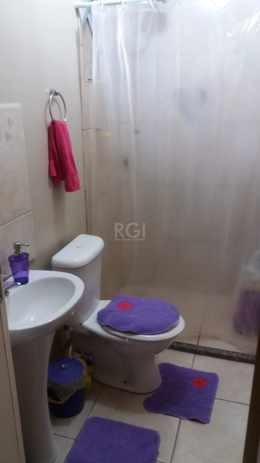 Apartamento para Venda - 38.38m², 2 dormitórios, 1 vaga - Lomba do Pinheiro