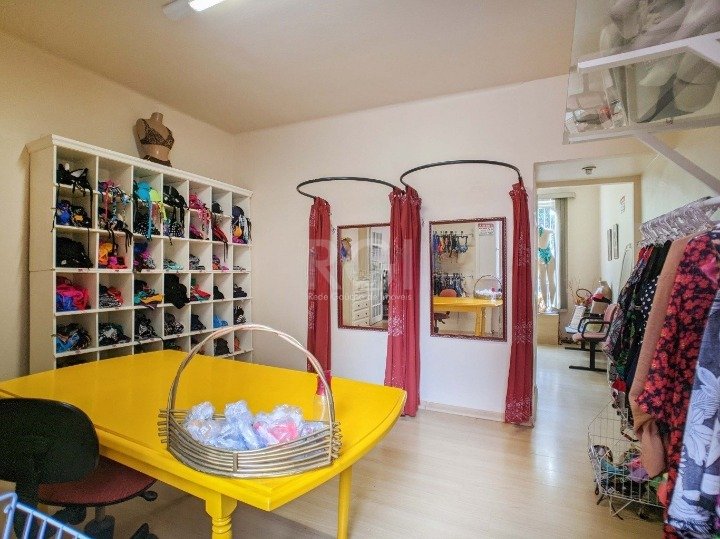 Casa à venda com 2 quartos, 202m² - Foto 6