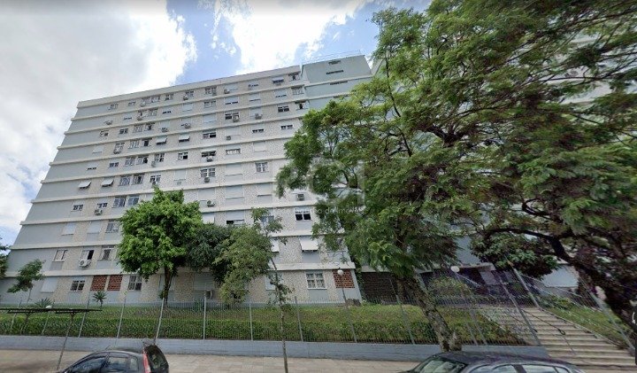 Apartamento à venda com 64m², 2 quartos no bairro Santana em Porto Alegre