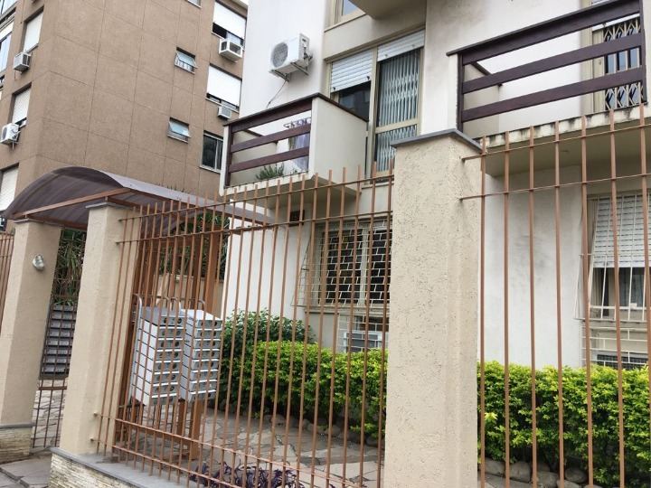 Apartamento à venda com 65m², 2 quartos no bairro Santana em Porto Alegre